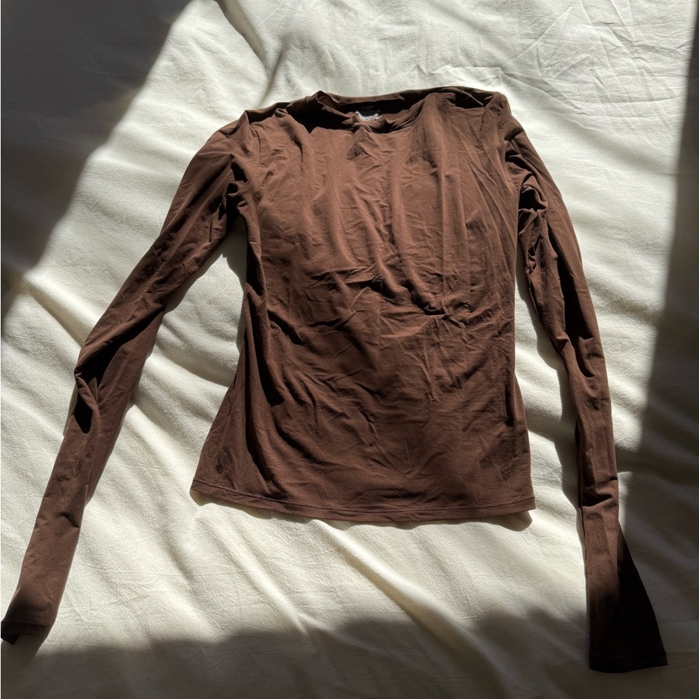 Skims fits everybody long sleeve t-shirt NWT